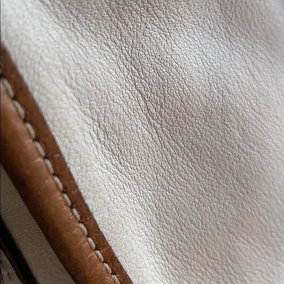 Selling a bag - Picture 7 of 15